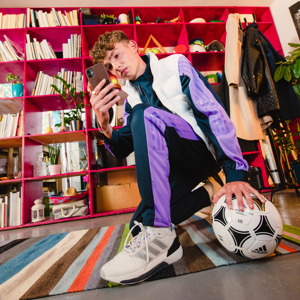 Giày Adidas Avryn 'Grey Silver Violet' ID9422