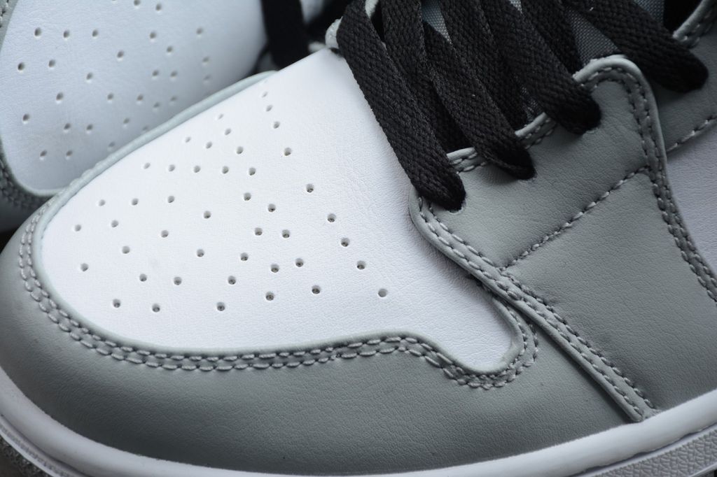 Giày Nike Air Jordan 1 Mid GS 'Light Smoke Grey' 554725-092 – AUTHENTIC  SHOES
