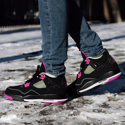 fuchsia jordan 4