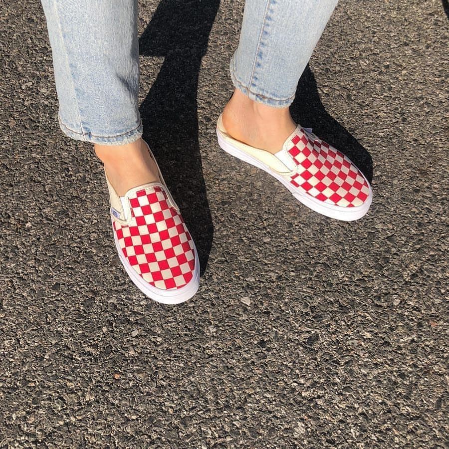 vans mule red