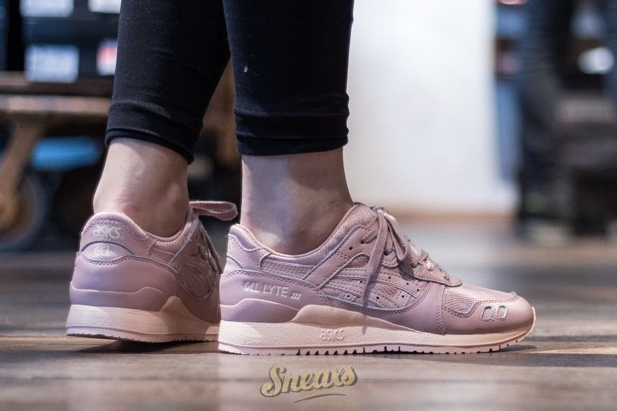 asics gel lyte iii peach beige