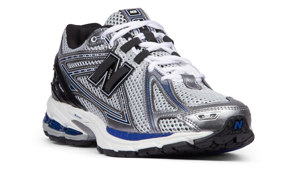 Giày New Balance 'Silver Metallic' M1906RCD