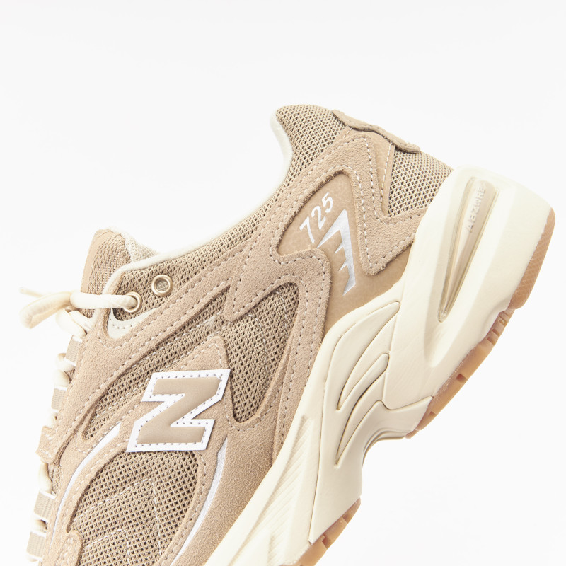 Giày New Balance 725 'Urbancore' ML725W
