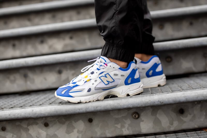 Giày New Balance 'White Cobalt Blue' ML827AAP