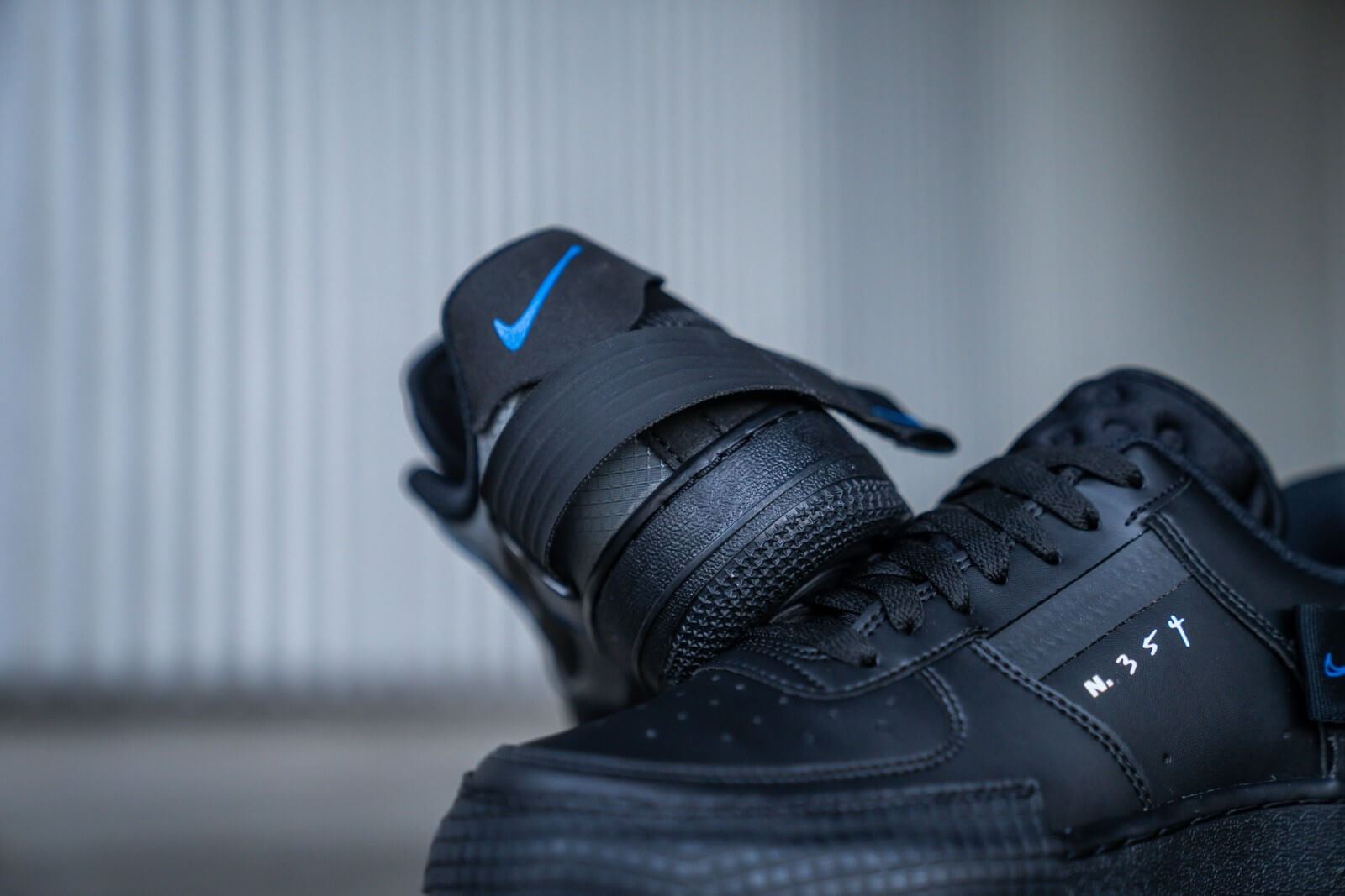 af1 type black royal