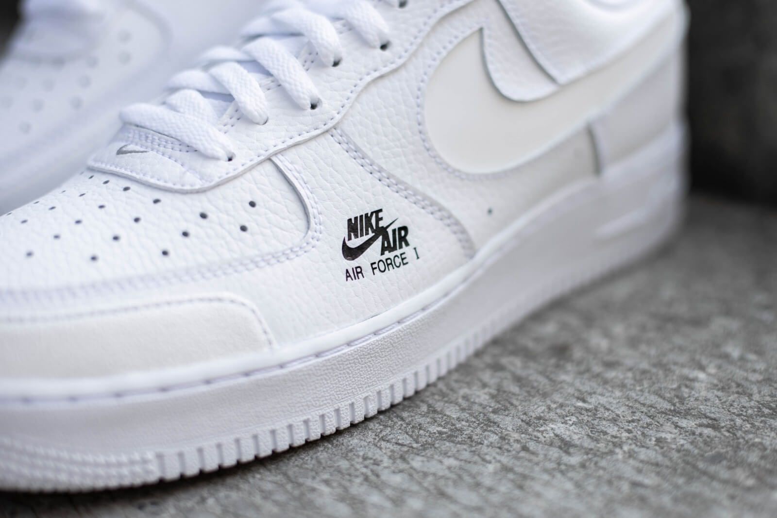 nike air force 1 v8 utility