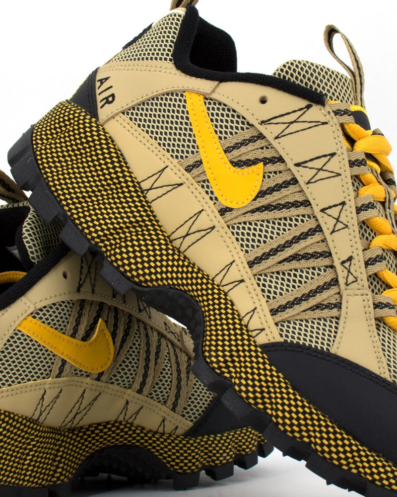 Giày Nike Air Humara Qs 'Wheatgrass' FJ7098-700