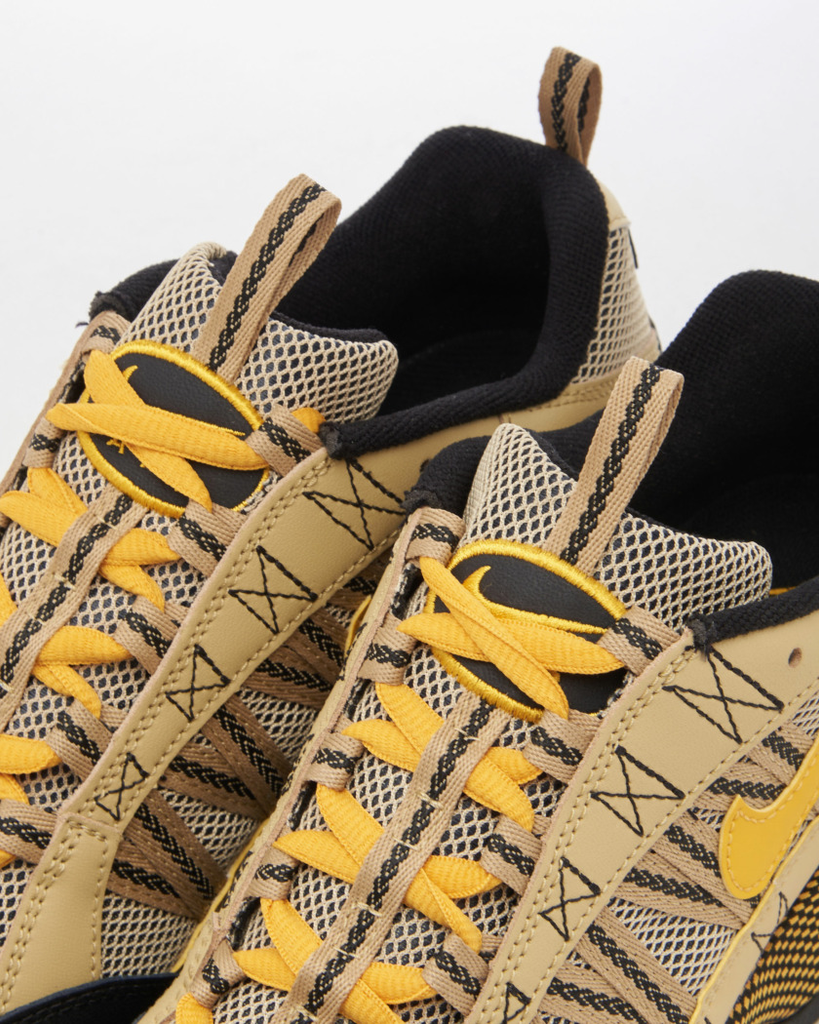 Giày Nike Air Humara Qs 'Wheatgrass' FJ7098-700