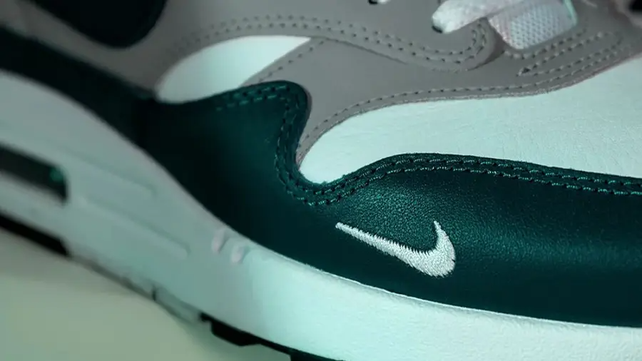 air max 1 lv8 green