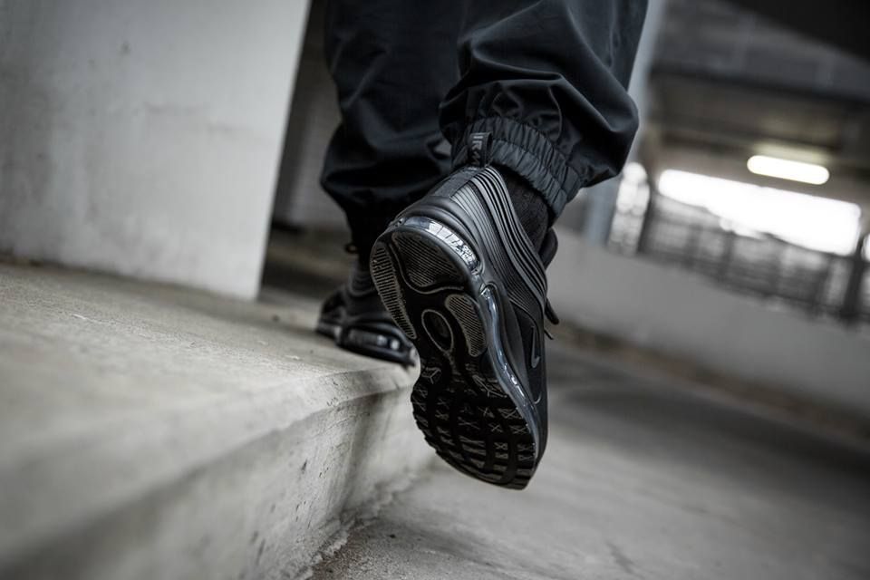 nike air max 97 ultra 17 premium triple black