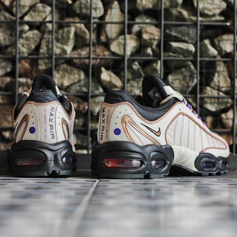 Giay Nike Air Max Tailwind 4 Roman Numerals Cj9681 001 Authentic Shoes