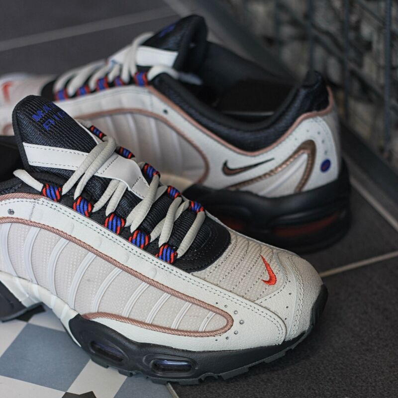 Giay Nike Air Max Tailwind 4 Roman Numerals Cj9681 001 Authentic Shoes