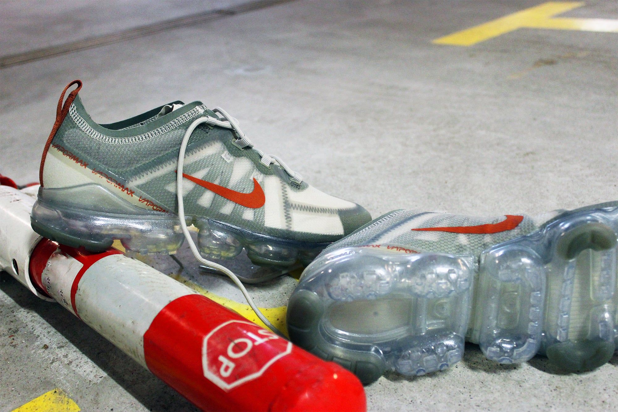 nike running vapormax 2019 trainers in grey