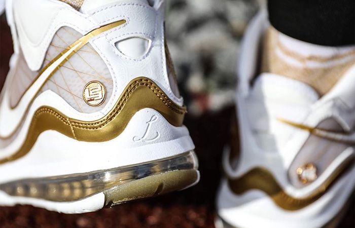 lebron china moon shoes