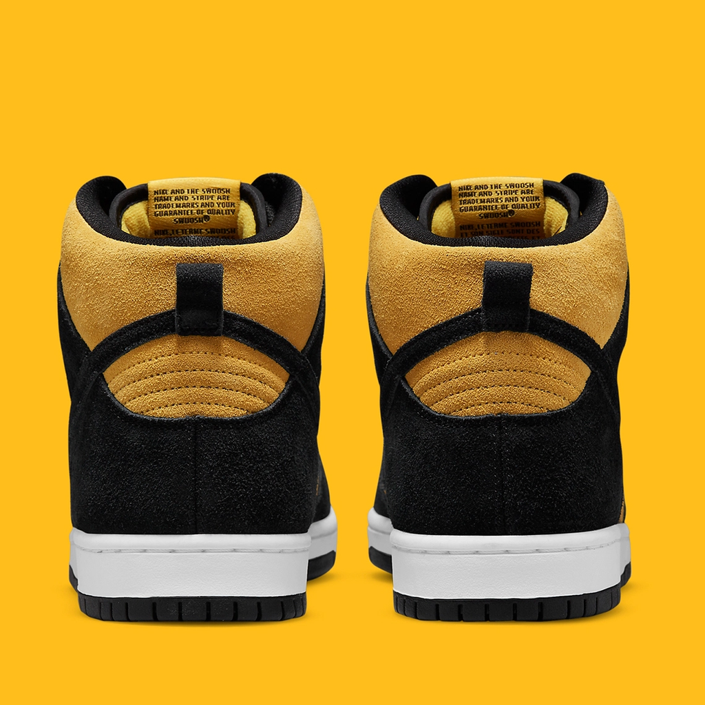 yellow black dunk