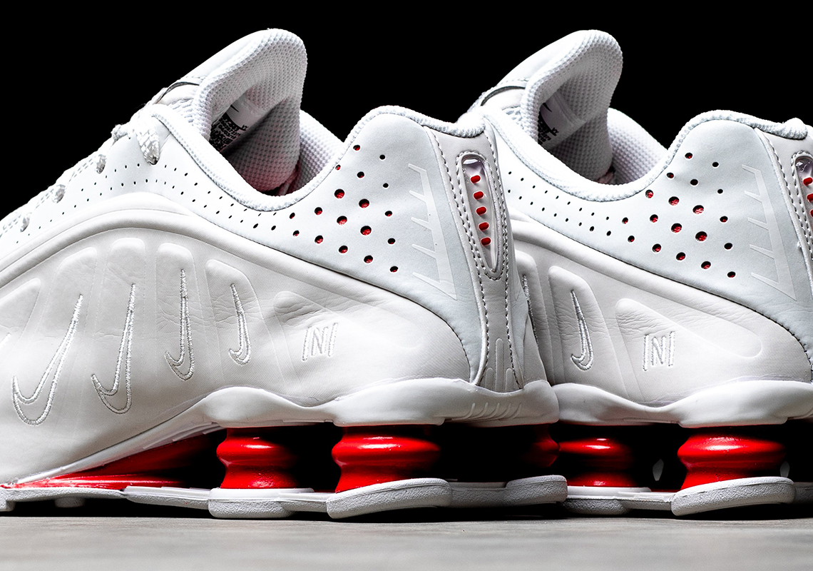 shox r 4