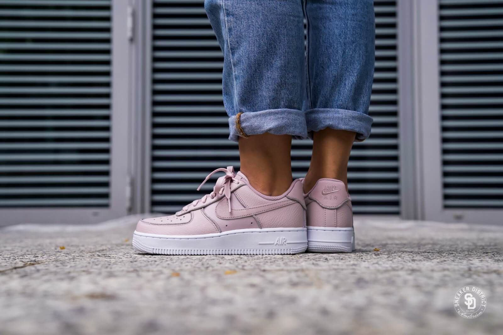 womens low nike air force 1