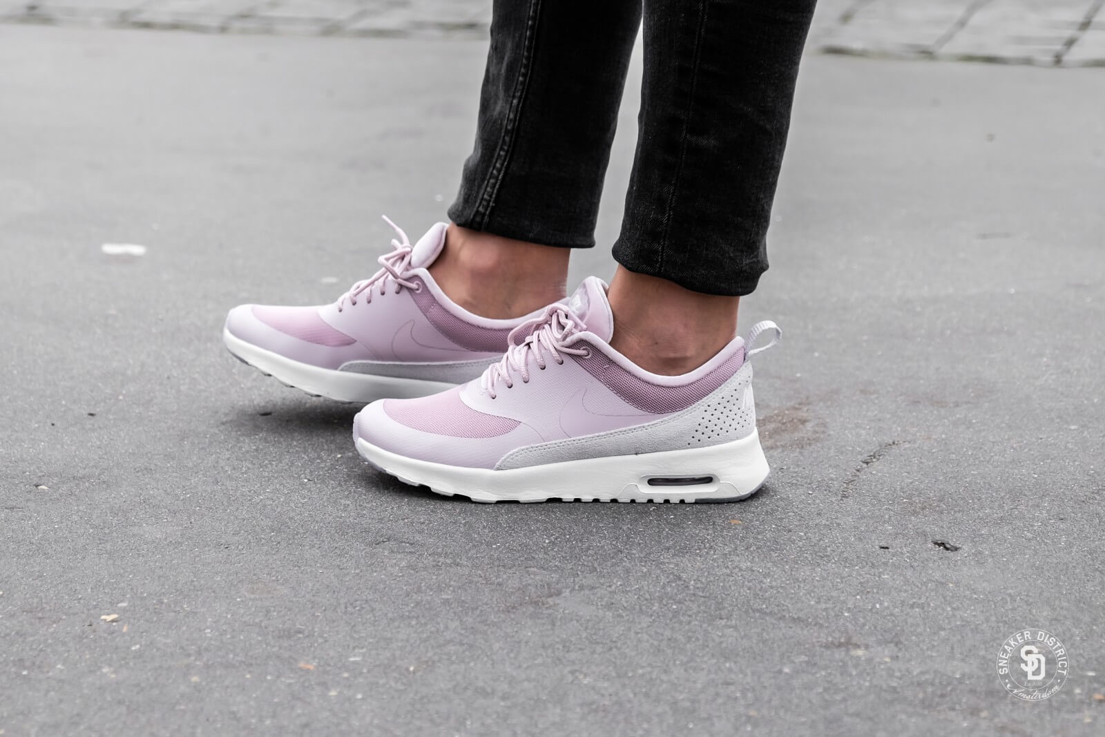 nike air max thea rose pink