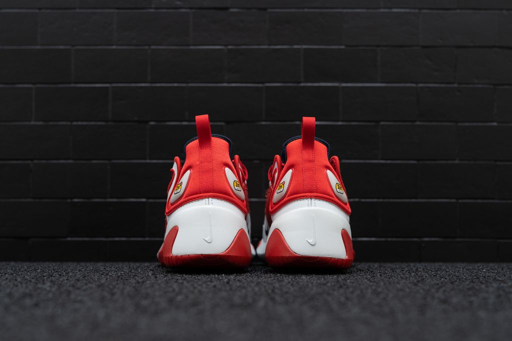 zoom off white