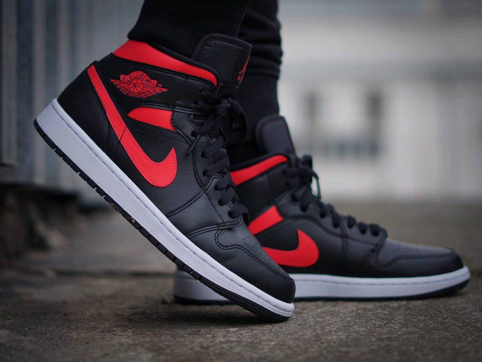 nike jordan siren red