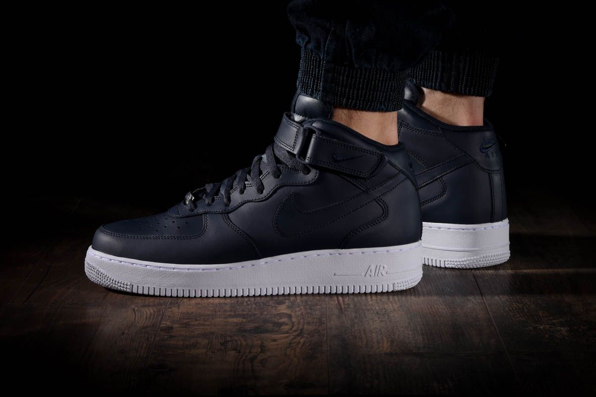 nike air force 1 mid obsidian