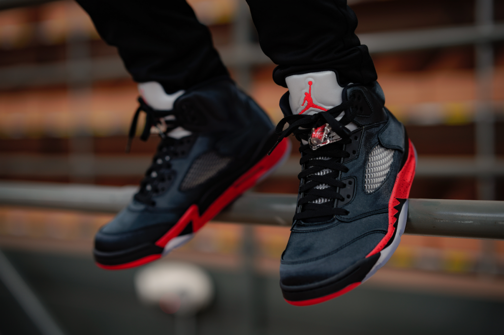 bred retro 5
