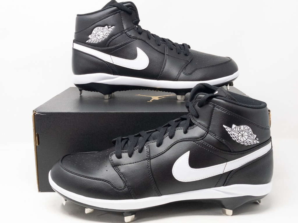 Giày Nike Jordan 1 Retro Metal 'Black White' AV5355-001