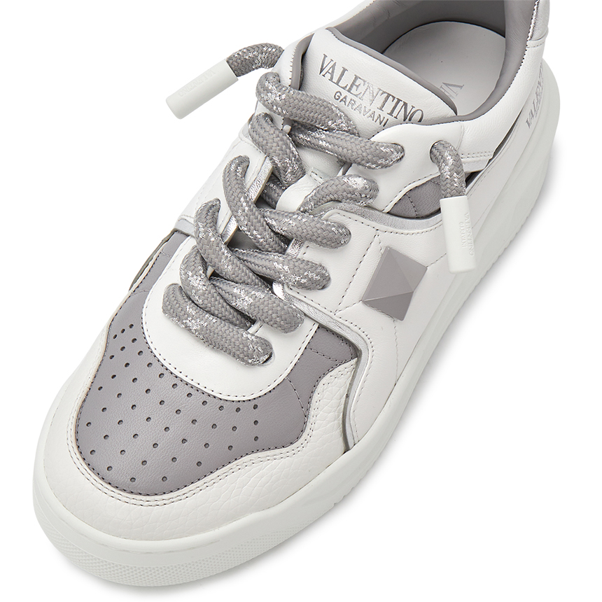 Giày Valentino One Stud 'White' S0G37WRI-UYW