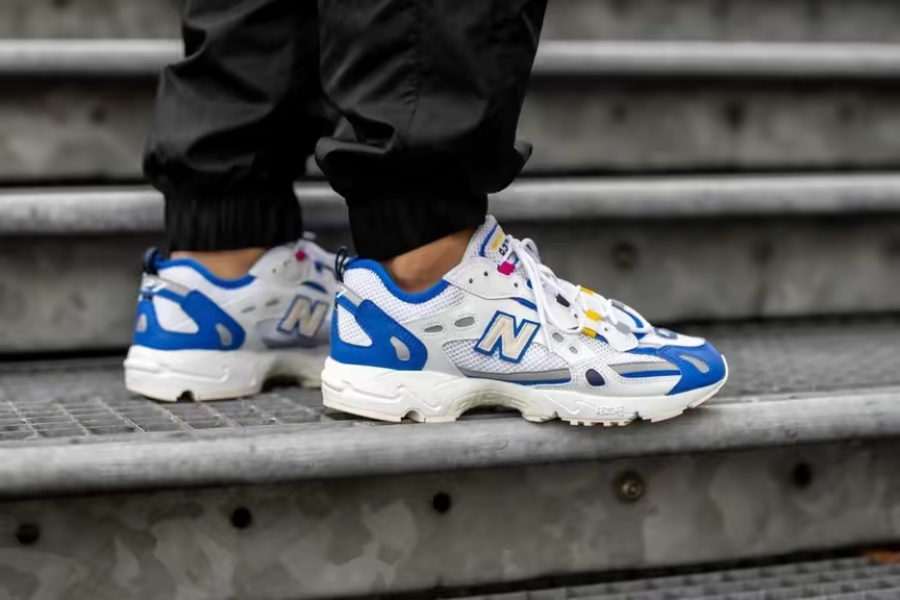 Giày New Balance 'White Cobalt Blue' ML827AAP