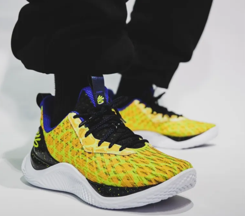 Giày Under Armour Curry 10 'Bang Bang' 3026272-700