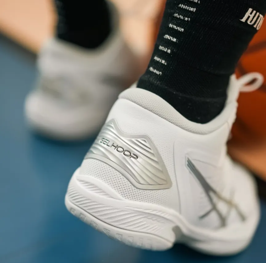 Giày Asics Gelhoop V15 'White' 1063A063-100