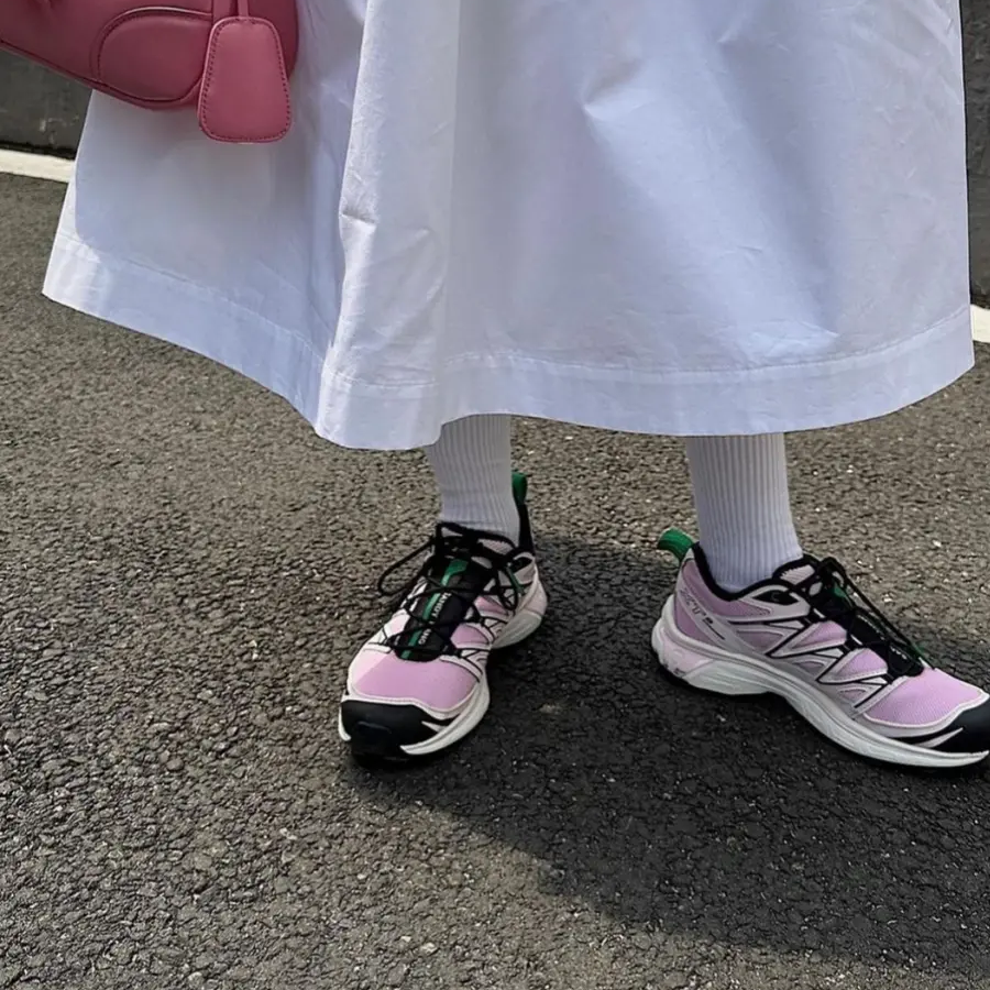 Giày Salomon XT-6 Expanse x Sandy Liang 'Cradle Pink' L47242200