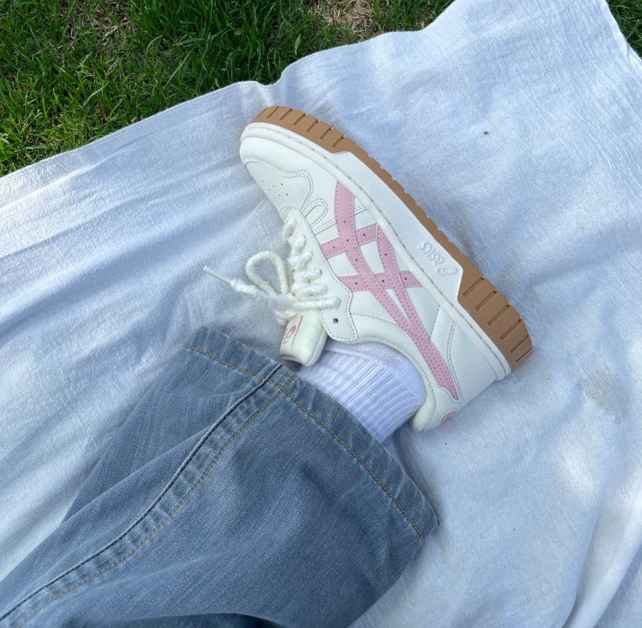 Giày Asics Court 'Pink White' 1204A126-100