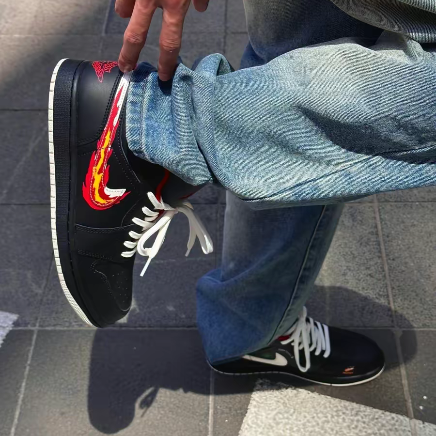 Giày Nike Air Jordan 1 Low SE 'Just Skate Black' FJ7073-010