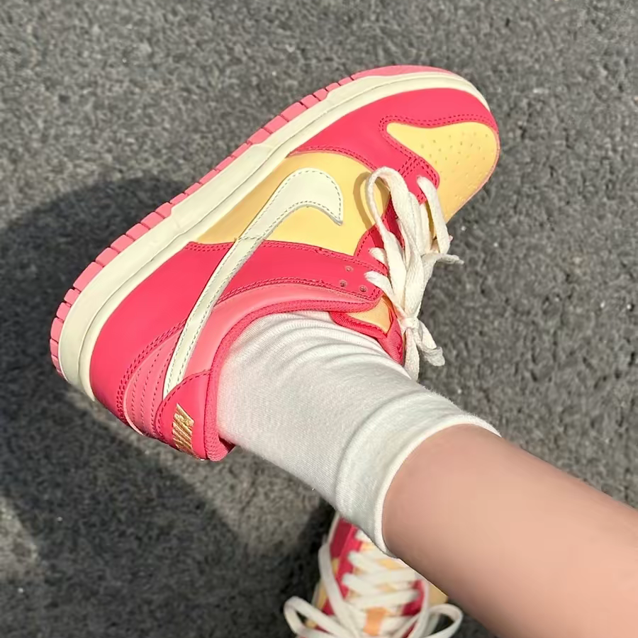 Giày Nike Dunk Low GS 'Strawberry Peach' DH9765-200