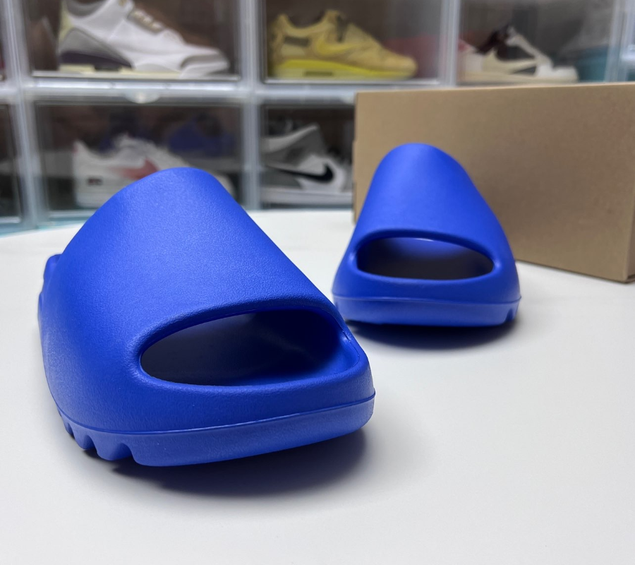 Dép Adidas Yeezy Slide 'Azure' ID4133