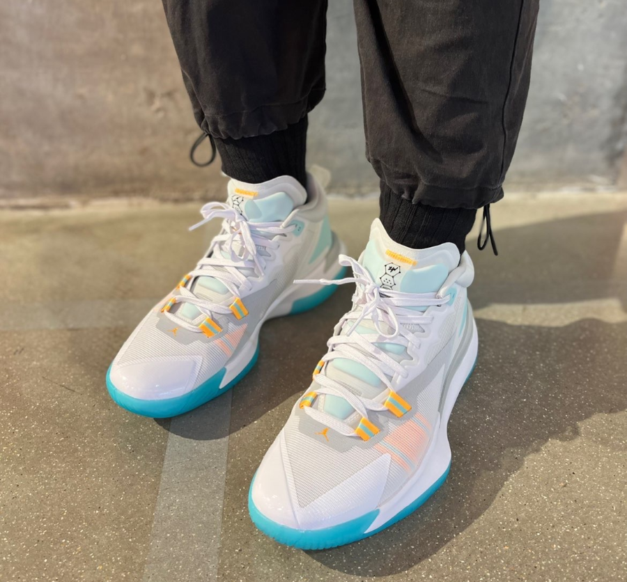 Giày Nike Jordan Zion 1 PF 'White Dynamic Turquoise' DA3129-101
