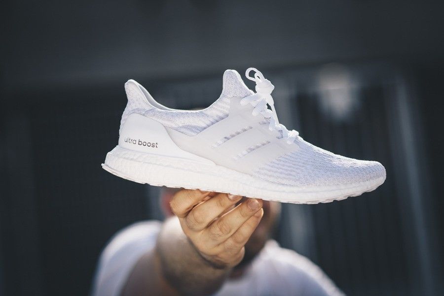 Giày Adidas UltraBoost 3.0 'Triple White' BA7686 – AUTHENTIC SHOES