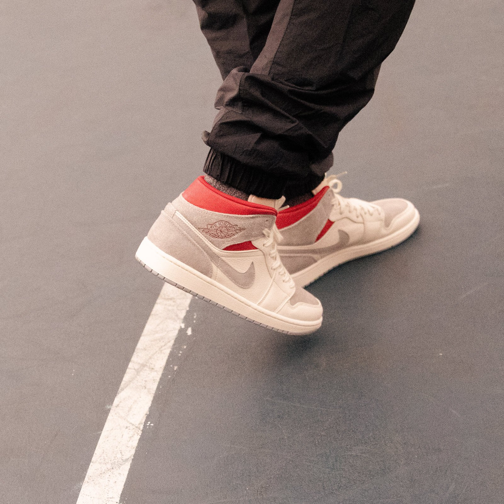 jordan one mid past present future