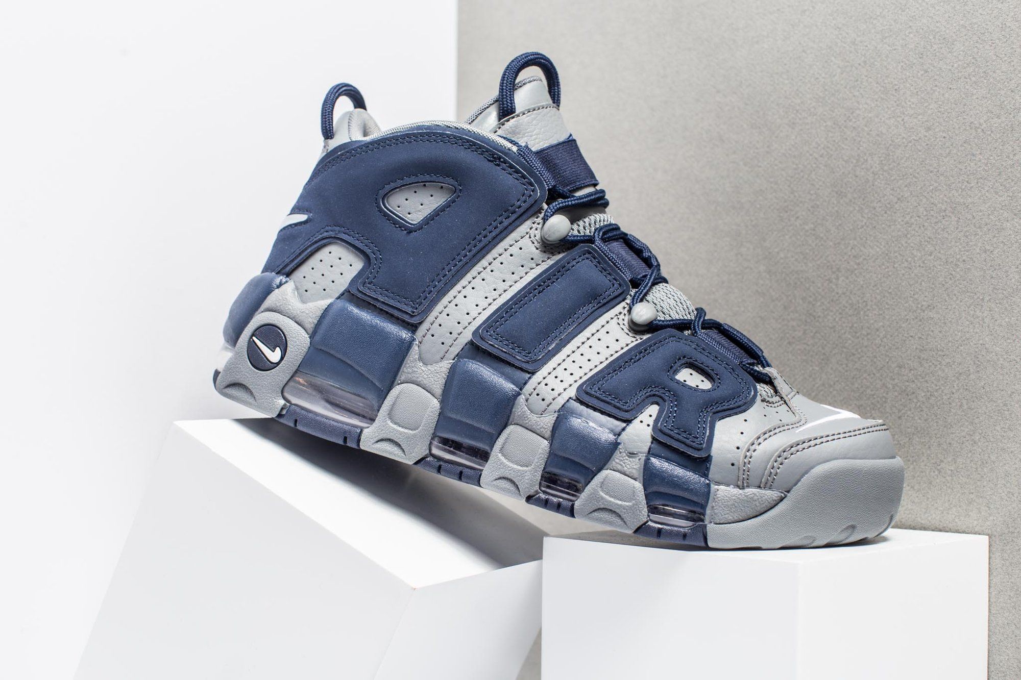 nike uptempo georgetown