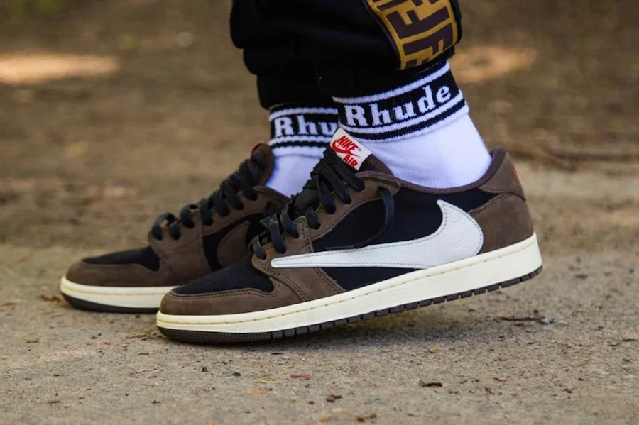 travis scott retro jordan 1