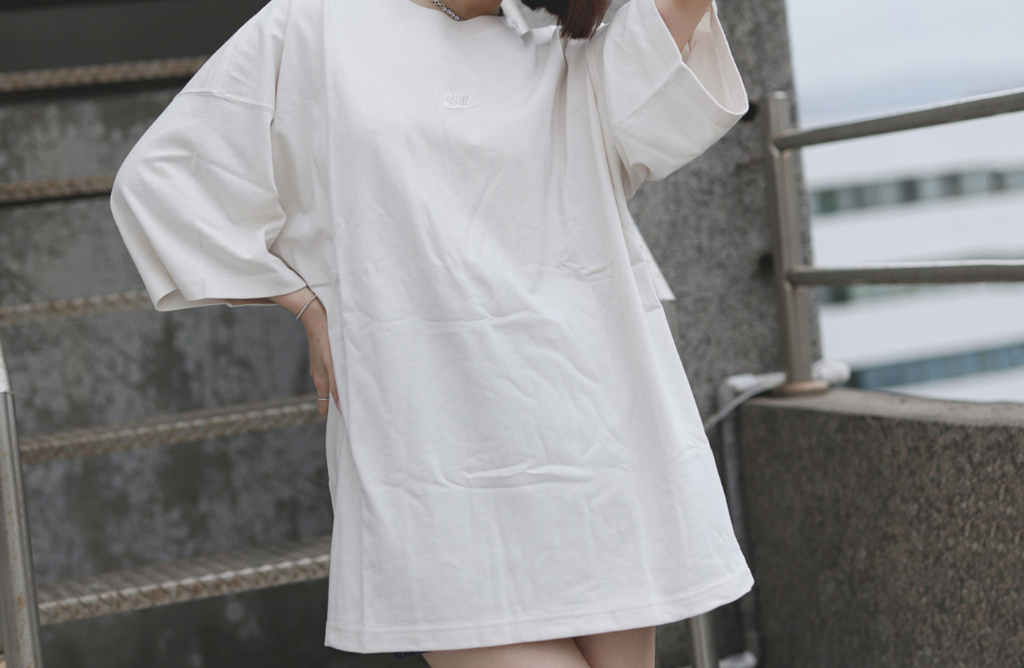 Áo Nike Oversized 'White' FB9767-030