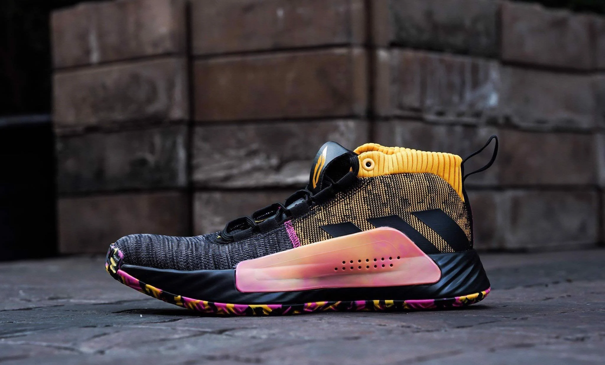 Giày Adidas Dame 5 'Core Black Shock 
