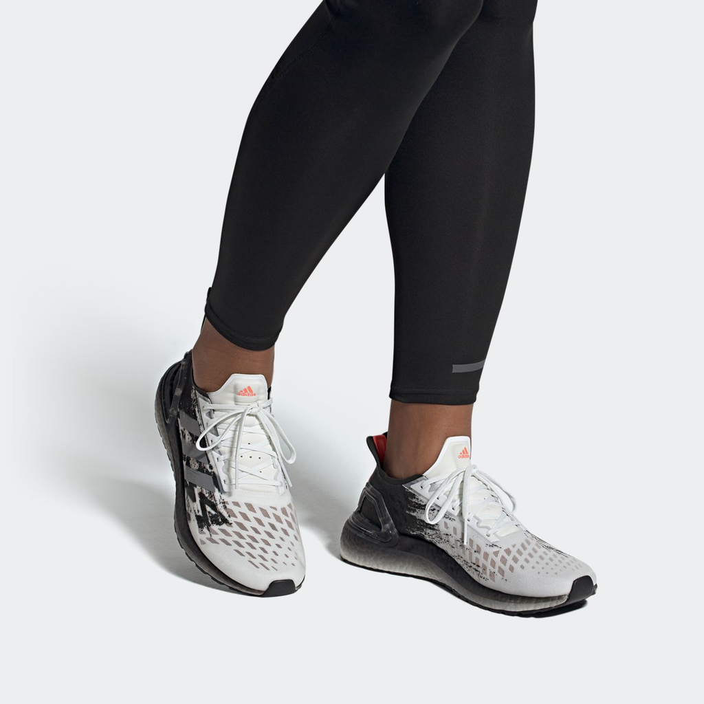 TRAIL RUNNING SPECIAL Adidas ULTRABOOST PB W - Running Shoes - Women's -  bluspi/dshgry/truora - Private Sport Shop