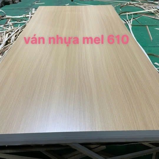 Nẹp chỉ PVC dán cạnh, bản 21 Vinahardware - VNH001B