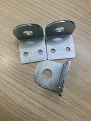 Pat (bas) ke 3 lỗ, xi trắng Vinahardware - BV303326