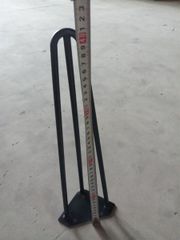 Chân bàn sắt đặc 3 nan Vinahardware, sơn đen, phi 10 x730mm - SP028425