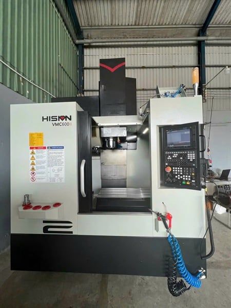 Máy phay CNC VMC600II