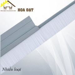 Chổi lông nheo Vinahardware kích thước 20x23x1000mm, màu trắng - CLN2023T
