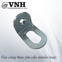 Pat (bas) sắt 2 lỗ Vinahardware, xi trắng - P2230